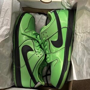 Nike Green powerpuffs
